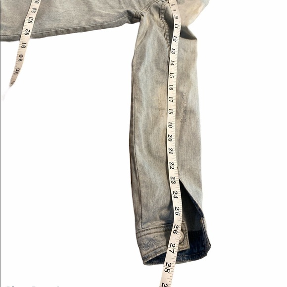 Aeropostale Light Wash Distressed Jean Jacket XS - Picture 7 of 8
